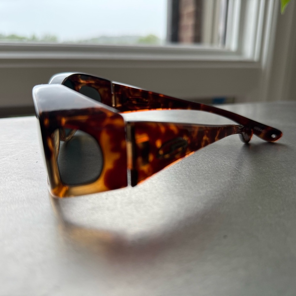 Tortoise Shell Sunglasses - image 5
